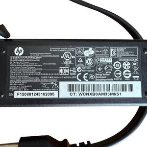 HP Laptop Computer 65W AC Power Adapter For Compaq and HP S/N: F120881243102095